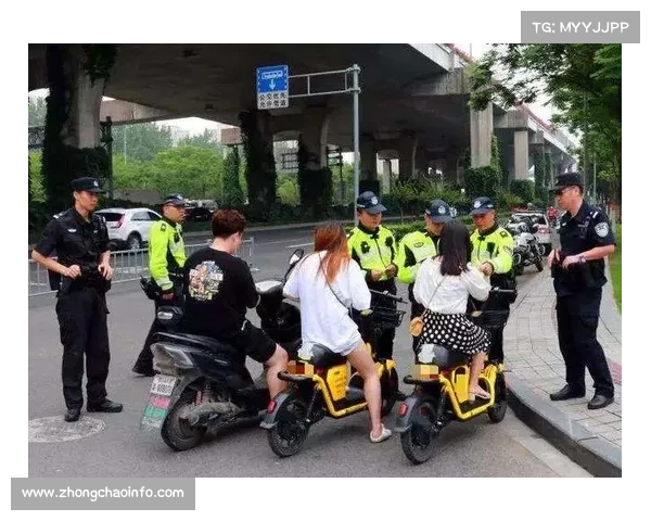 三亚事件后动力伞试飞规程修订 强制佩戴头盔成新规 三亚事件后动力伞试飞规程修订 强制佩戴头盔成新规